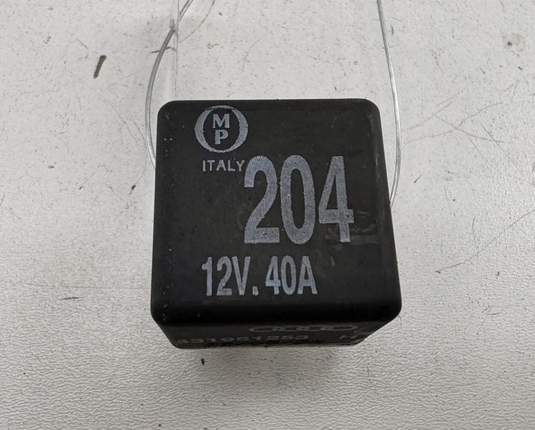 реле (прочие) Audi 80 B4 1992, 2.0 л., бензин, МКПП, серый, седан, 431951253H
