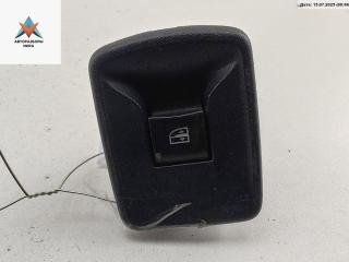 кнопка стеклоподъемника заднего правого Dacia (Renault) Lodgy 2012, 1.5 л., дизель, МКПП, чёрный, универсал