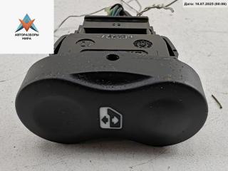 кнопка стеклоподъемника переднего левого Dacia (Renault) Sandero I 2008, 1.4 л., бензин, МКПП, синий, хетчбэк 5 дв., 602227