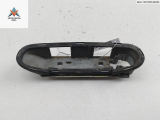 Корпус (держатель) ручки двери передней левой Audi A6 4B/C5 1999, 2.4 л., бензин, МКПП, серый, седан, 4B1837885A