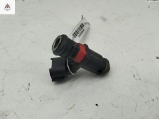 форсунка Skoda Fabia 1 поколение (6Y) [рестайлинг] 2006, 1.2 л., бензин, МКПП, красный, универсал, 03E906031A