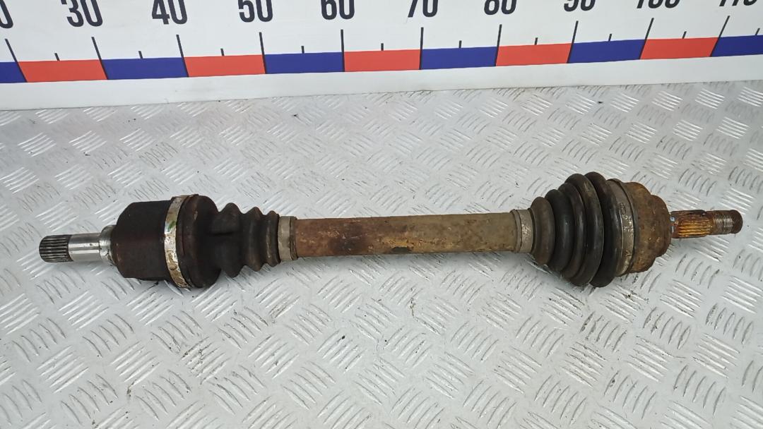 полуось передняя левая (приводной вал, ШРУС) Peugeot 308 T7 2008, 1.6 л., дизель, МКПП, хетчбэк 5 дв. - фото №1