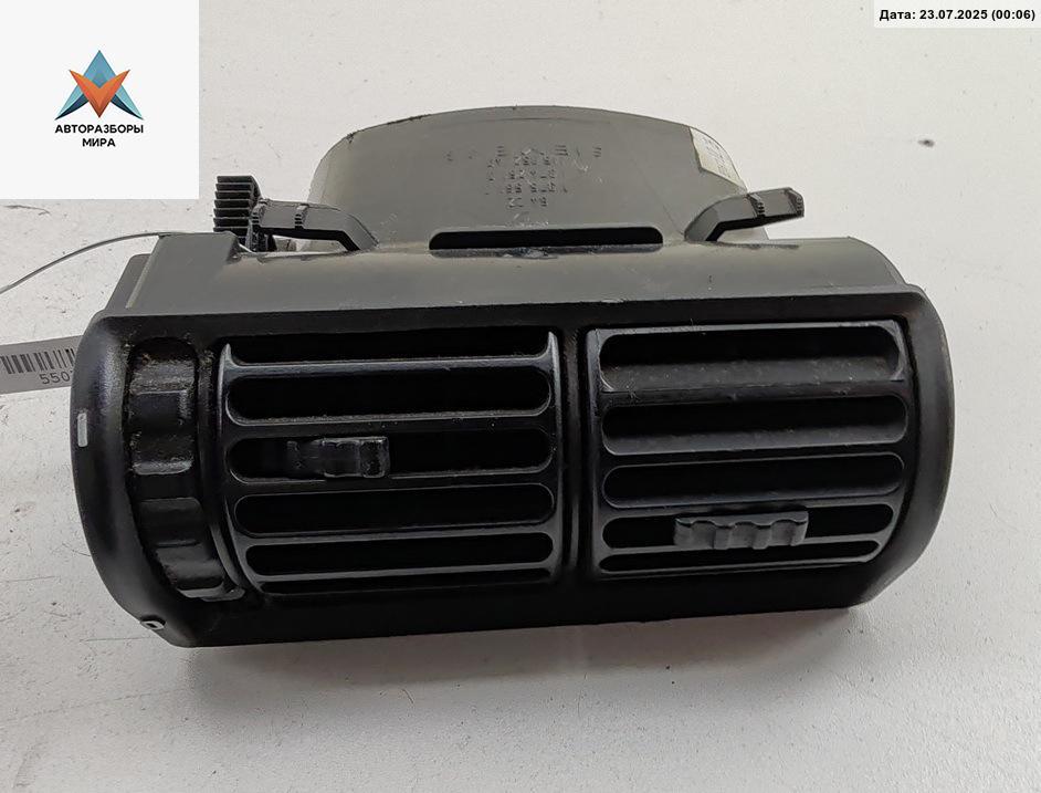 дефлектор обдува салона BMW 5 серия E34 1990, 2.5 л., бензин, МКПП, синий, седан, 13755610 - фото №1