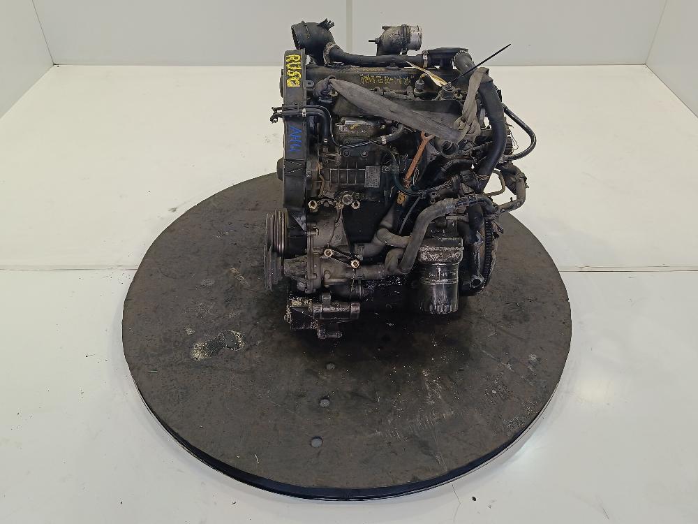 двигатель Volkswagen Golf 3 поколение 1996, цвет, AHU - фото №1