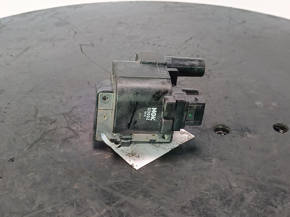 катушка зажигания Renault Megane 1 поколение 1998, цвет - фото №1