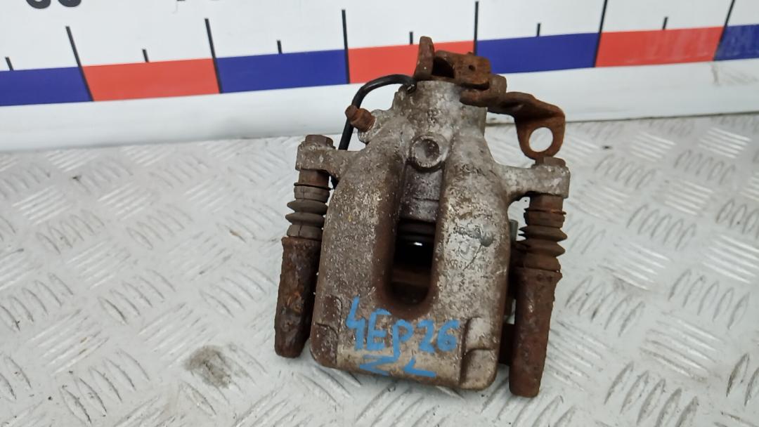 суппорт задний левый Peugeot 308 T7 2008, 1.6 л., дизель, МКПП, хетчбэк 5 дв. - фото №1