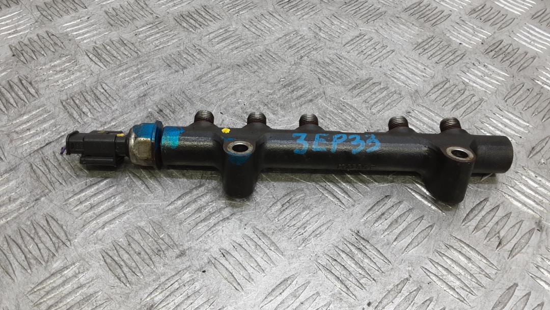 топливная рампа Peugeot 3008 1 поколение 2010, 1.6 л., дизель, МКПП, хетчбэк 5 дв., 94675G01 - фото №1