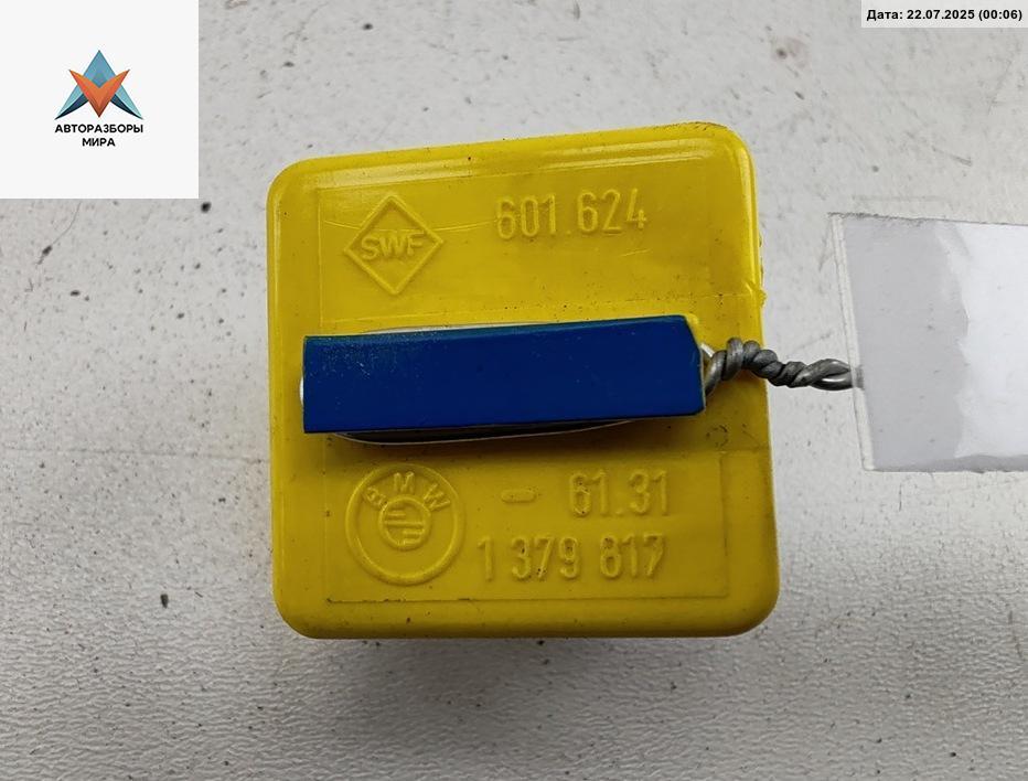 реле (прочие) BMW 5 серия E34 1990, 2.5 л., бензин, МКПП, синий, седан, 1379817 - фото №1