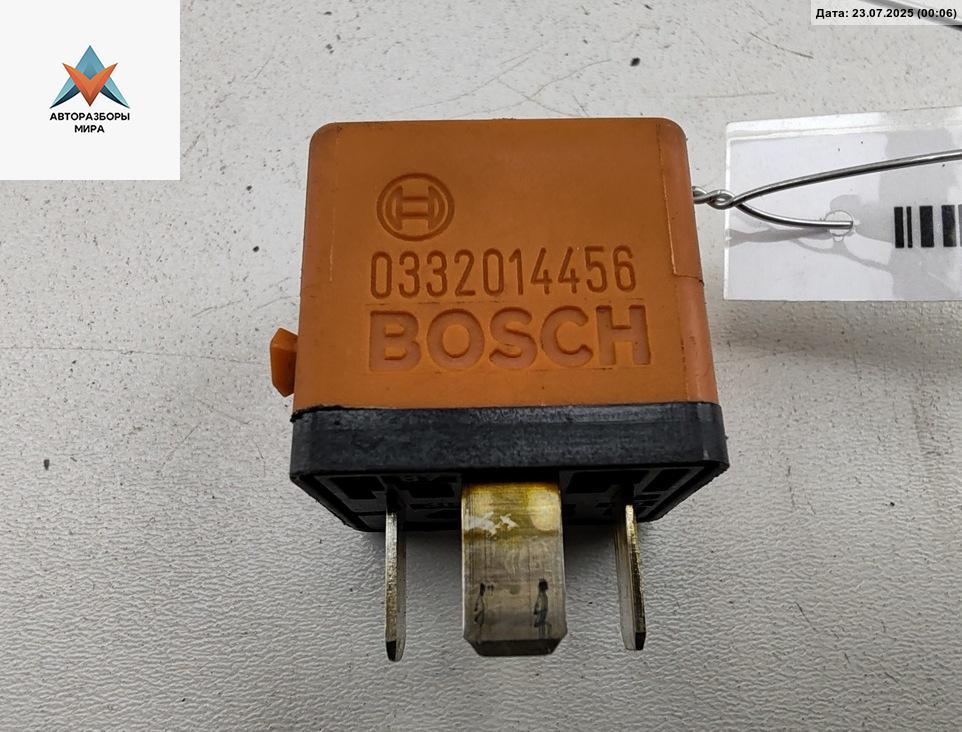 реле (прочие) BMW 5 серия E34 1990, 2.5 л., бензин, МКПП, синий, седан, 0332014456 - фото №1