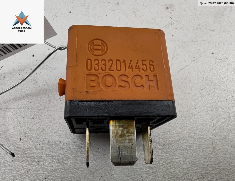 реле (прочие) BMW 5 серия E34 1990, 2.5 л., бензин, МКПП, синий, седан, 0332014456 - фото №1