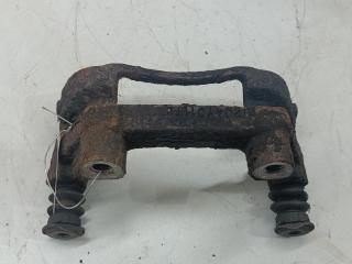 скоба суппорта Ford Mondeo 3 поколение [рестайлинг] 2004, 2.0 л., бензин, МКПП, серый, хетчбэк 5 дв.