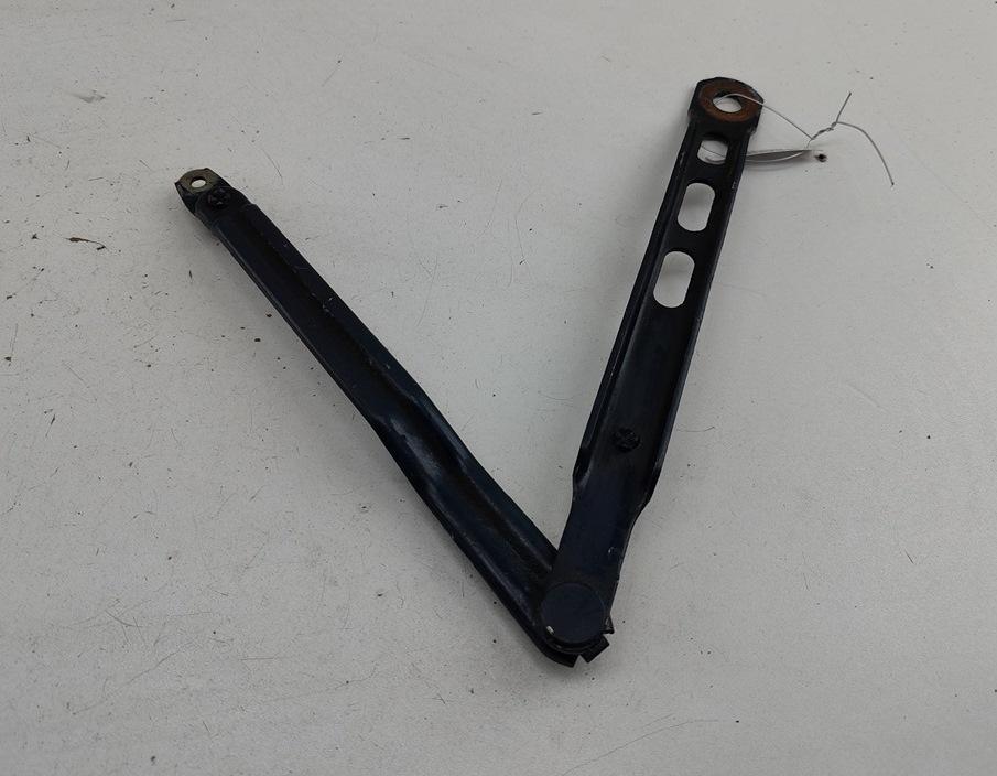 петля капота правая BMW 5 E34 1990, синий, седан, 1928563