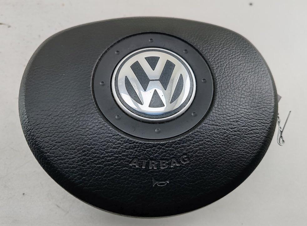подушка безопасности водителя Volkswagen Touran 2004, 1.9 л., дизель, МКПП, синий, минивэн, 1T0880201A