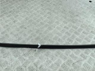 Молдинг стекла двери наружный Ford Mondeo 2 поколение 1997, 1.8 л., бензин, АКПП, синий, хетчбэк 5 дв.