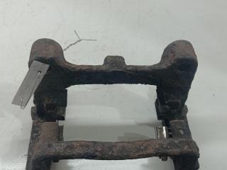 скоба суппорта Ford Mondeo 4 поколение 2009, 2.0 л., дизель, МКПП, белый, универсал, 1387B