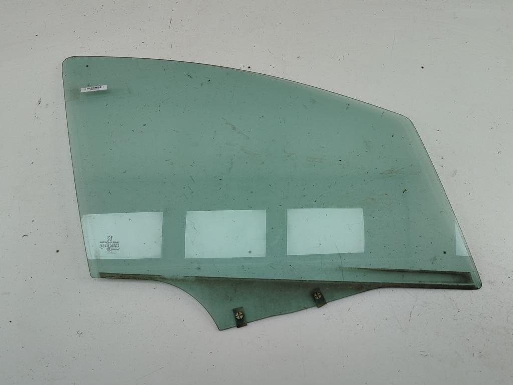стекло двери передней правой Peugeot 207 2008, 1.6 л., бензин, МКПП, серый, универсал