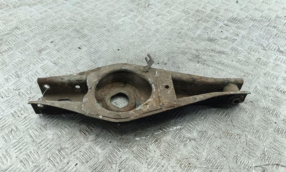 рычаг задний Peugeot 406 2000, 2.2 л., бензин, АКПП, красный, универсал