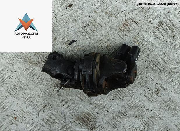 рулевой карданчик Subaru Legacy 3 поколение 2001, 2.0 л., бензин, АКПП, чёрный, универсал - фото №1