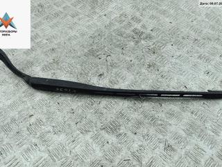 Щеткодержатель (поводок стеклоочистителя) передний Citroen C4 1 поколение 2004, 1.6 л., дизель, МКПП, серый, хетчбэк 5 дв., AVD