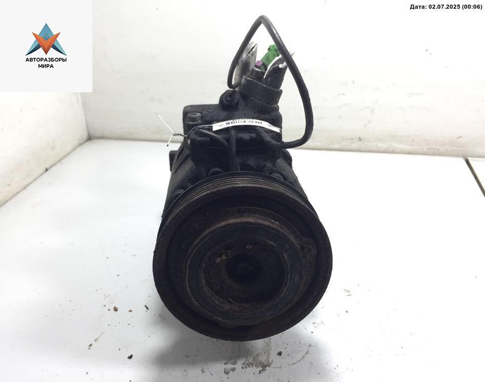 компрессор кондиционера Audi A6 4B/C5 1997, 2.4 л., бензин - фото №1