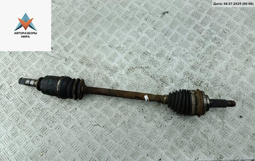 полуось передняя левая (приводной вал, ШРУС) Subaru Legacy 3 поколение 2001, 2.0 л., бензин, АКПП, чёрный, универсал - фото №1