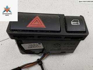 кнопка аварийной сигнализации BMW 3 серия E46 [рестайлинг] 2002, 2.0 л., дизель, МКПП, синий, универсал, 8368920