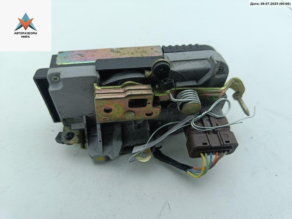 замок двери передней правой Fiat Ulysse 2 поколение 2004, 2.0 л., дизель, МКПП, серый, минивэн - фото №1