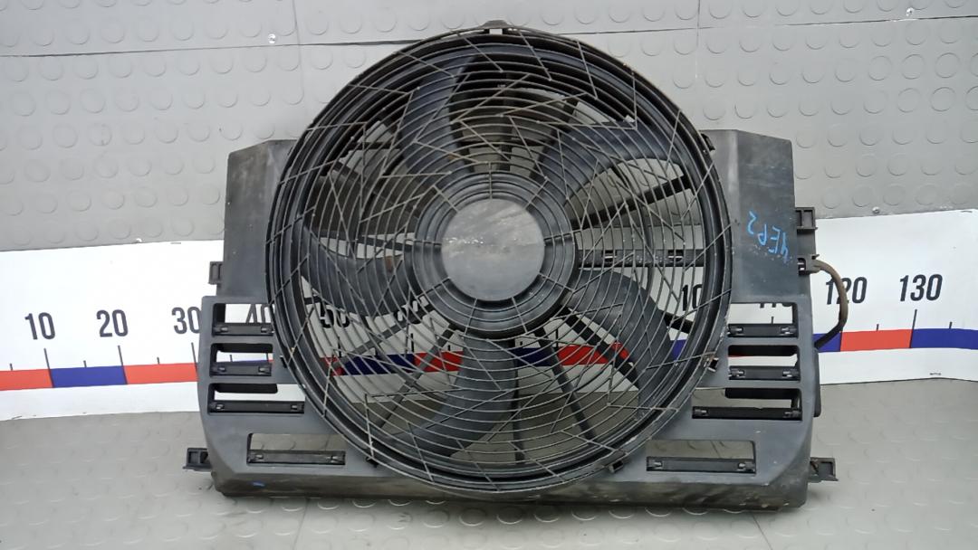 вентилятор радиатора Land Rover Range Rover 3 поколение 2003, 4.4 л., бензин, АКПП, внедорожник 5 дв., PGK000150 - фото №1