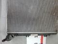 радиатор охлаждения Volkswagen Passat B6 2007, 2.0 л., дизель, МКПП, универсал, 3C0121253BB - фото №3