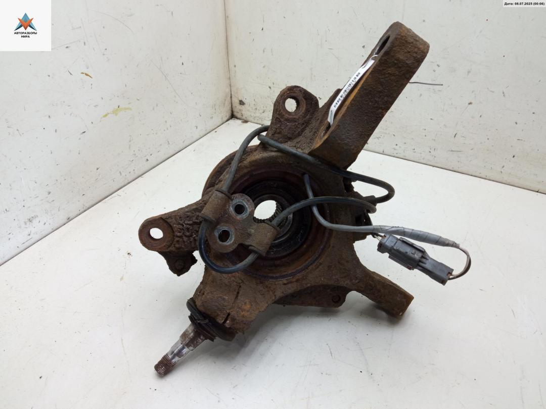 ступица передняя левая Subaru Legacy 3 поколение 2001, 2.0 л., бензин, АКПП, чёрный, универсал - фото №1