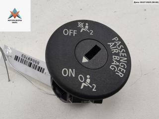 кнопка (выключатель) BMW 5 серия F07/F10/F11 2012, 3.0 л., дизель, АКПП, чёрный, универсал, 9196886