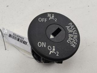 кнопка (выключатель) BMW 5 серия F07/F10/F11 2012, 3.0 л., дизель, АКПП, чёрный, универсал, 9196886