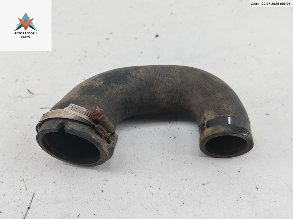 патрубок интеркулера Opel Signum C 2003, 2.2 л., дизель, МКПП, чёрный, хетчбэк 5 дв., 24415008 - фото №1