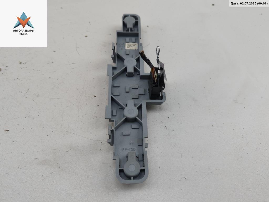 Плата фонаря заднего правого Opel Zafira 2 поколение (B) 2007, 1.9 л., дизель, МКПП, серый, минивэн, 3343 - фото №1