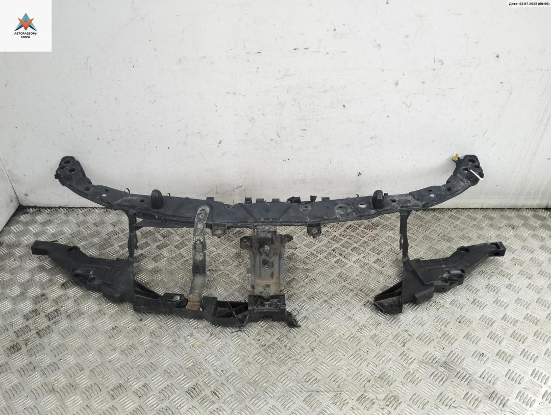 Рамка радиатора Renault Laguna 3 поколение 2009, 2.0 л., бензин, МКПП, чёрный, универсал, 62510001R - фото №1