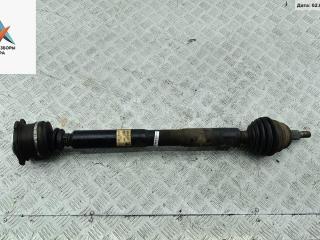 полуось передняя правая (приводной вал, ШРУС) Audi A3 8L 1997, 1.8 л., бензин, АКПП, зелёный, хетчбэк 3 дв.