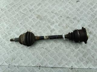 полуось передняя левая (приводной вал, ШРУС) Audi A3 8L 1997, 1.8 л., бензин, АКПП, зелёный, хетчбэк 3 дв.