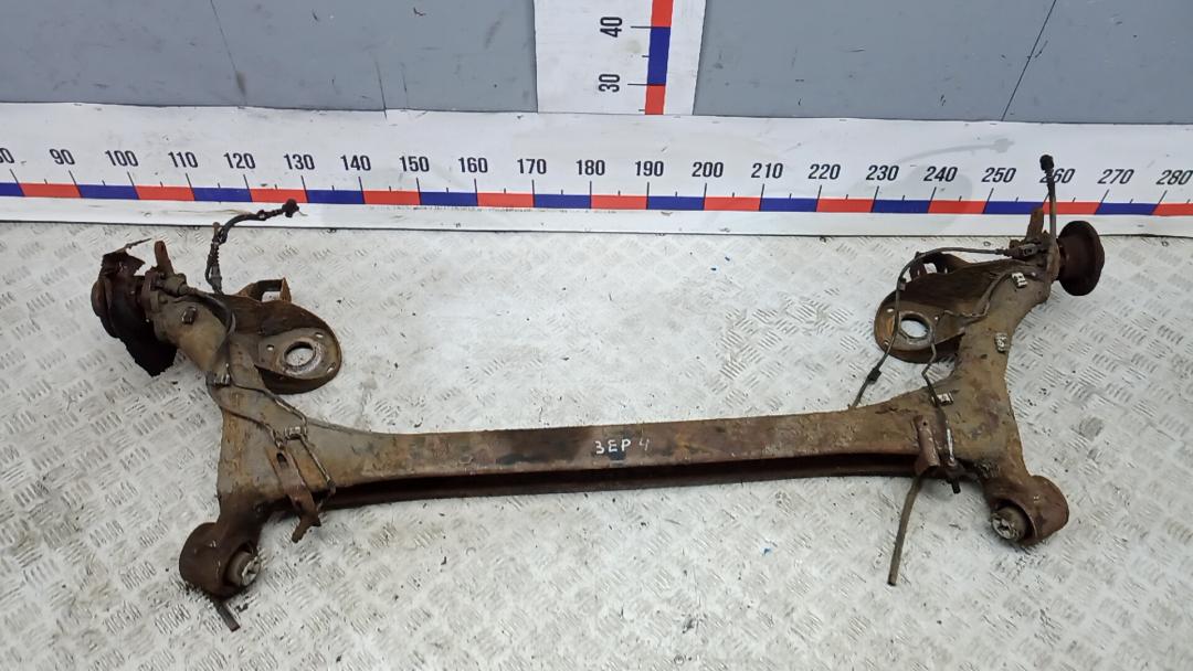 балка задняя Volkswagen Polo 5 поколение 2010, 1.6 л., дизель, МКПП, хетчбэк 5 дв., 6R0500051B - фото №1