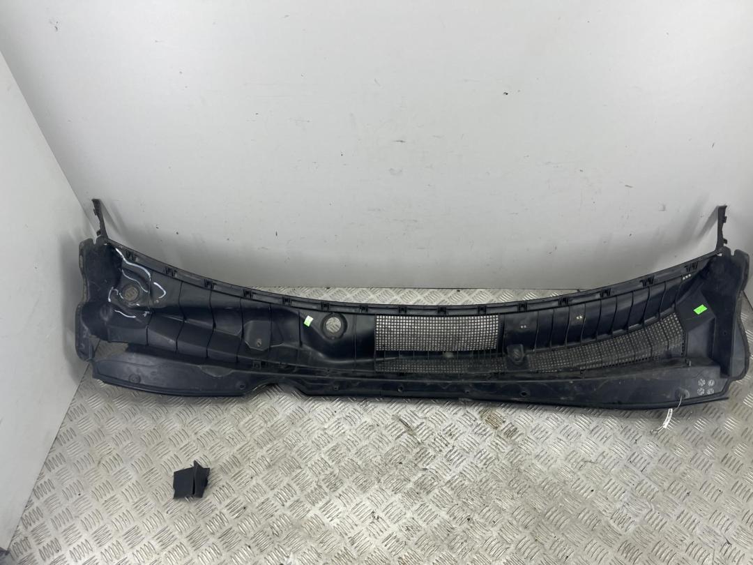 дождевик Kia Sportage 2012, 2.0 л., бензин, МКПП, чёрный, внедорожник 5 дв., 86151-3U000