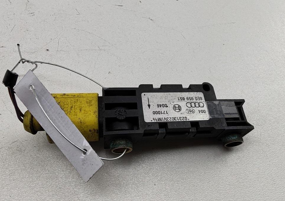 датчик AirBag Audi A4 B6 2001, 2.0 л., бензин, МКПП, серый, седан, 8E0959651