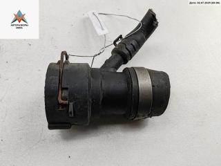 фланец (тройник) системы охлаждения Audi A4 B6 2001, 2.0 л., бензин, МКПП, серый, седан