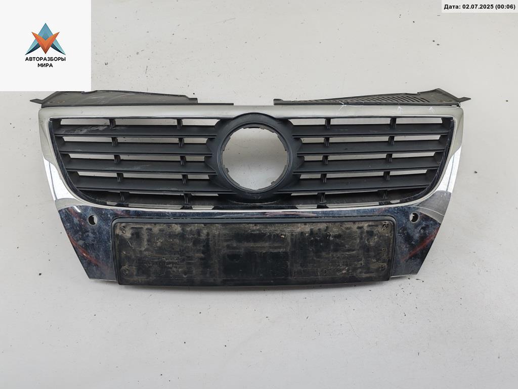 решетка радиатора Volkswagen Passat B6 2008, чёрный, универсал, 3C0853651B - фото №1