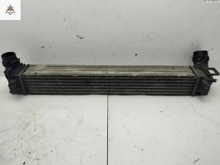 радиатор интеркулера Renault Scenic 3 поколение 2011, 1.4 л., бензин, МКПП, чёрный, минивэн, 144964990R