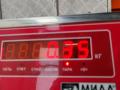 замок капота Volkswagen Golf 3 поколение 1995, 1.6 л., бензин, МКПП, чёрный, хетчбэк 5 дв. - фото №3