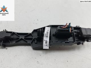 панель заднего левого фонаря Dacia (Renault) Sandero I 2009, 1.2 л., бензин, МКПП, красный, хетчбэк 5 дв.