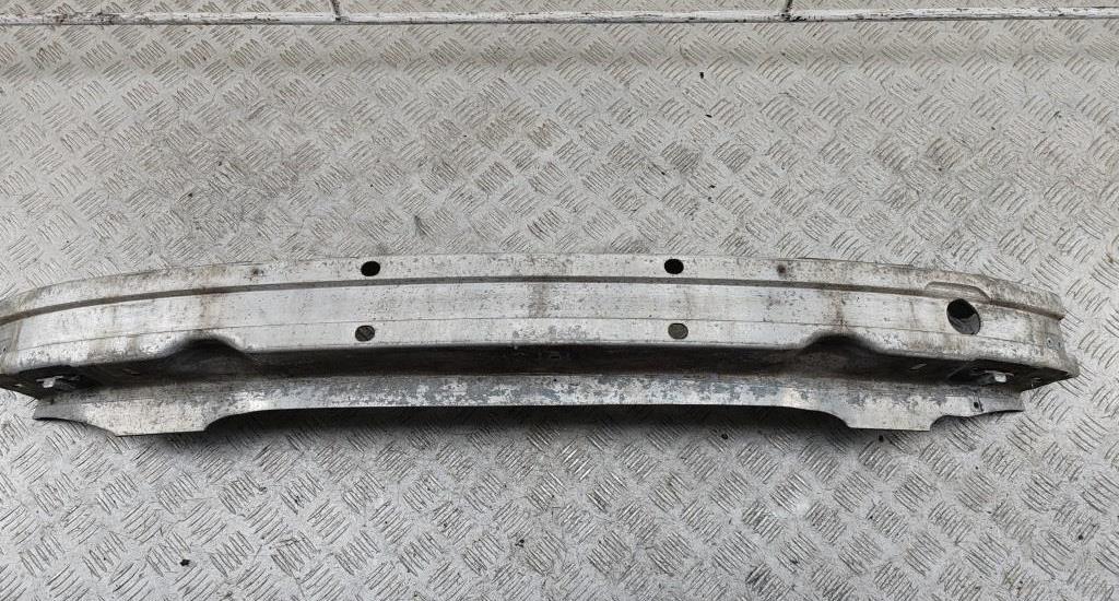 усилитель бампера переднего Audi A4 B6 2001, 2.0 л., бензин, МКПП, серый, седан, 8E0800109C