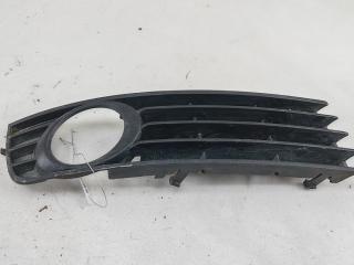 рамка фары противотуманной правой Audi A4 B6 2002, 2.0 л., бензин, МКПП, синий, универсал, 8E0807682A