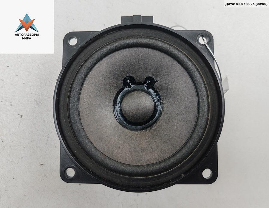 динамик двери Skoda Octavia mk2 (A5 1Z) 2005, 2.0 л., дизель, МКПП, зелёный, универсал, 1Z0035411J - фото №1