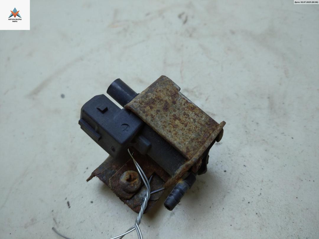 электромагнитный клапан Volkswagen LT 2 поколение 2005, 2.5 л., дизель, МКПП, белый, микроавтобус, 028906283A - фото №1