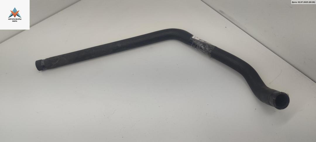 патрубок (трубопровод, шланг) Audi 80 8C/B4 1992, 2.0 л., бензин, МКПП, серый, седан, 8A0121109 - фото №1